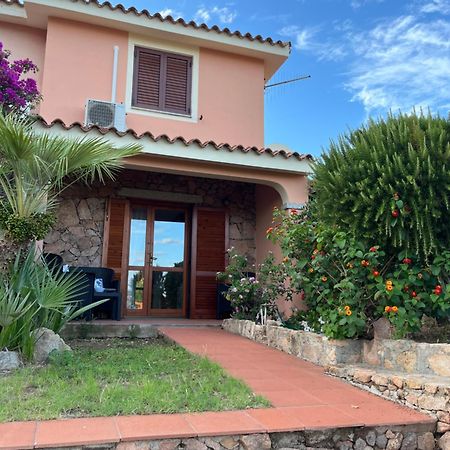 Casa Sviluppata Su Due Piani Con Doppia Veranda E Parcheggio Privato 圣特奥多罗 外观 照片