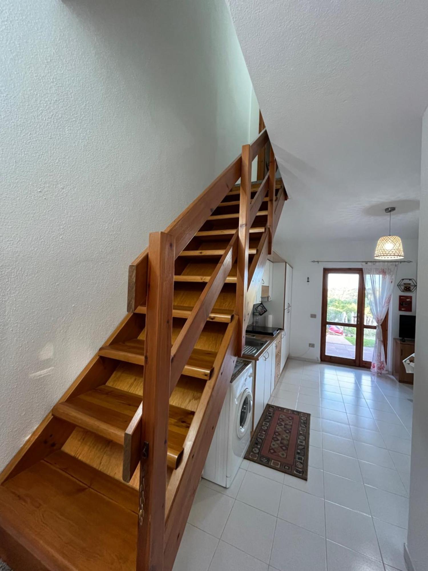 Casa Sviluppata Su Due Piani Con Doppia Veranda E Parcheggio Privato 圣特奥多罗 外观 照片