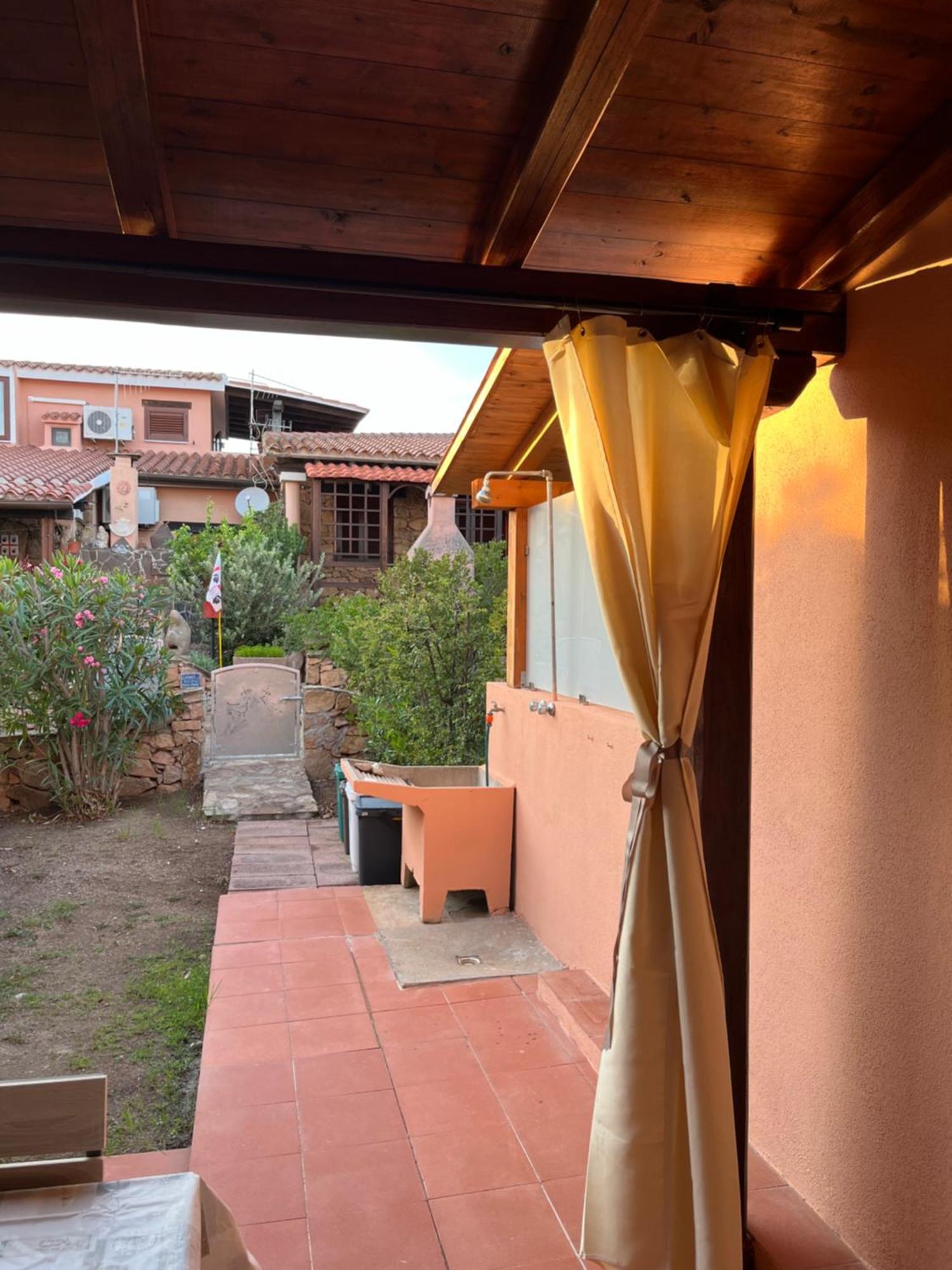 Casa Sviluppata Su Due Piani Con Doppia Veranda E Parcheggio Privato 圣特奥多罗 外观 照片
