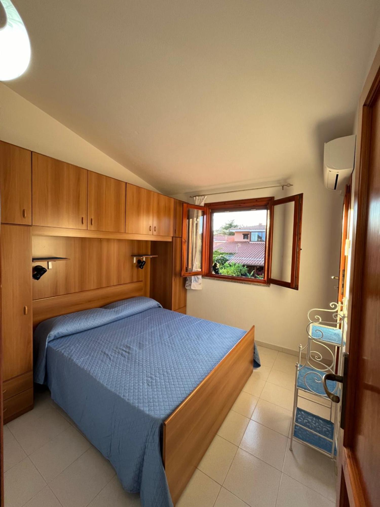 Casa Sviluppata Su Due Piani Con Doppia Veranda E Parcheggio Privato 圣特奥多罗 外观 照片