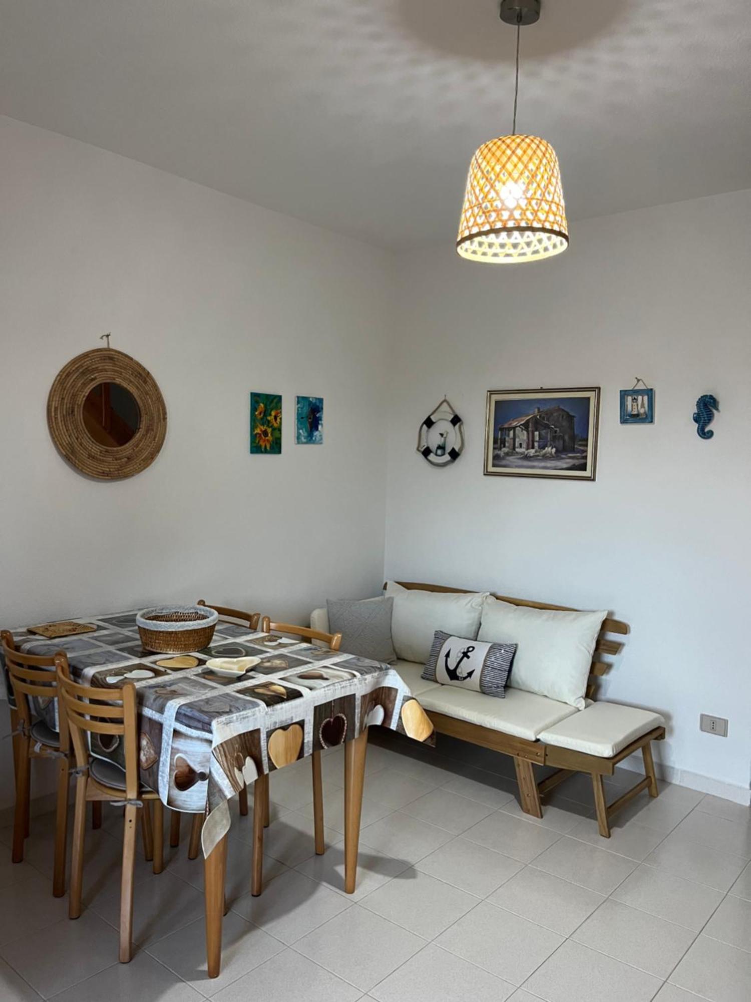 Casa Sviluppata Su Due Piani Con Doppia Veranda E Parcheggio Privato 圣特奥多罗 外观 照片